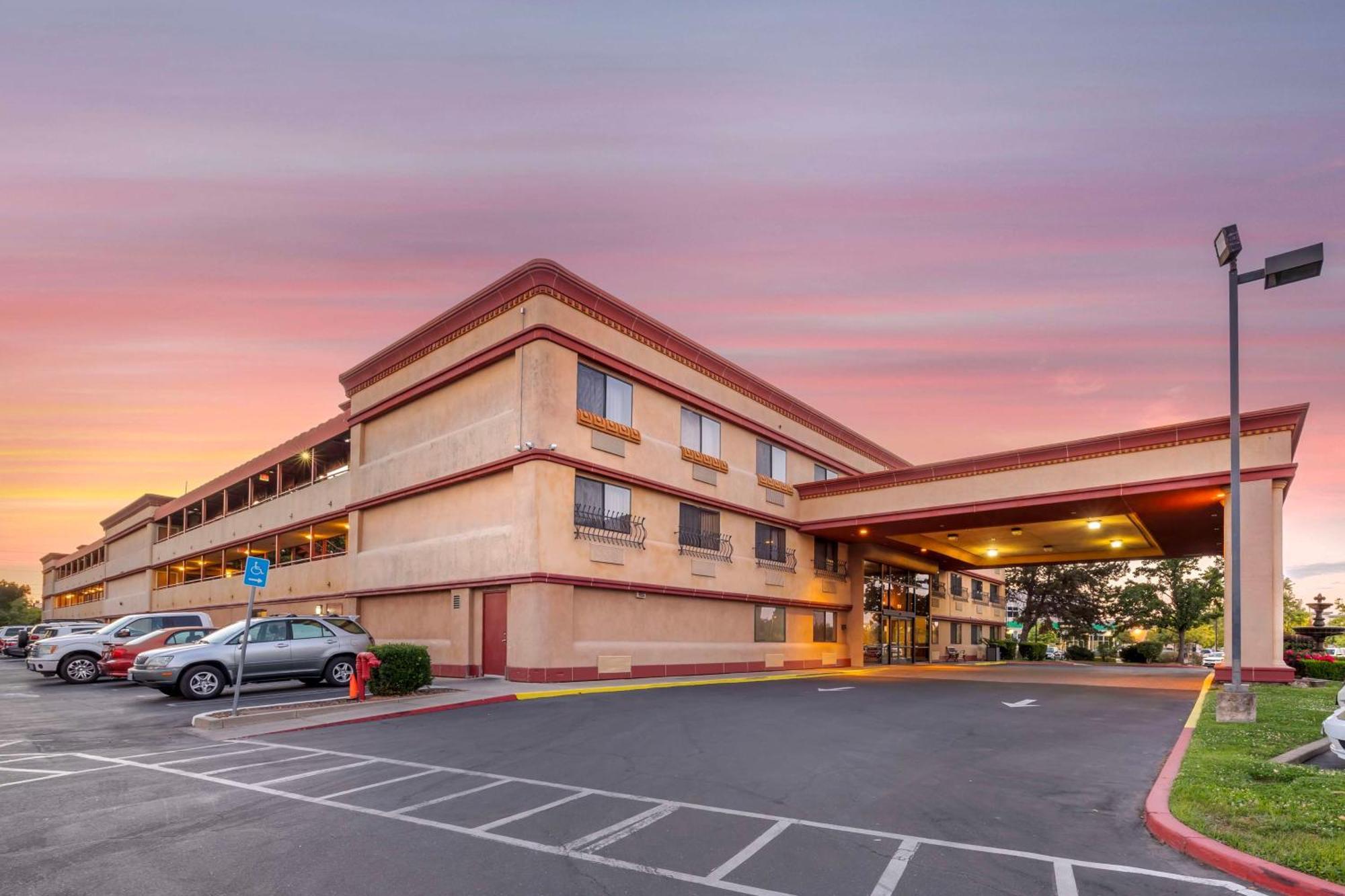 Best Western Plus Orchid Hotel & Suites Roseville Esterno foto